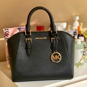 Michael Kors Ciara Medium Messenger bag